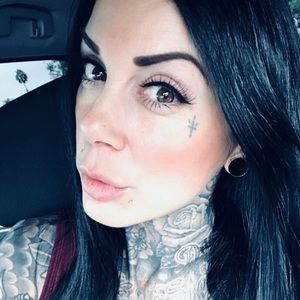 Meet your Posher, Monica